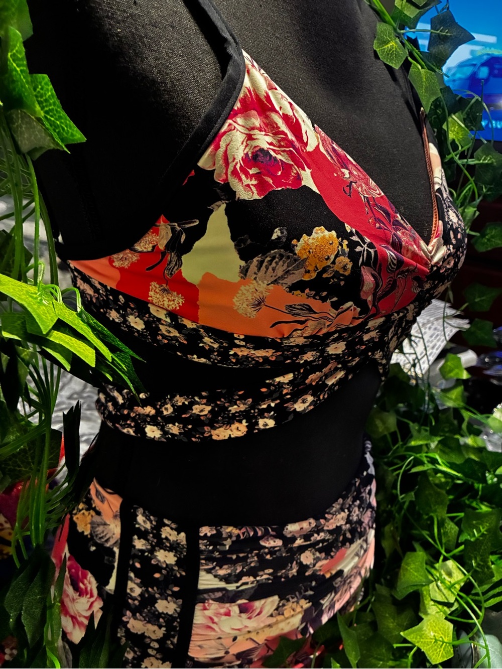 #390| (10)SeafollyFloral High-Waist Bikini Set in Black & Pink - Picture 8 of 8